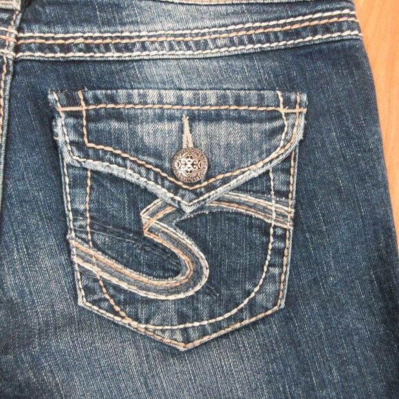 SILVER JEANS Suki Surplus Shorts Sz 27 Distressed Denim Back Flap Pocket Bermuda - Picture 12 of 15